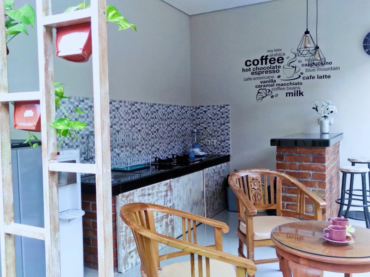 The Jepun Room And House Canggu Buitenkant foto